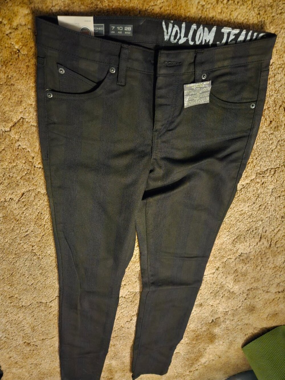 Volcom Super Skinny Blackstriped pants